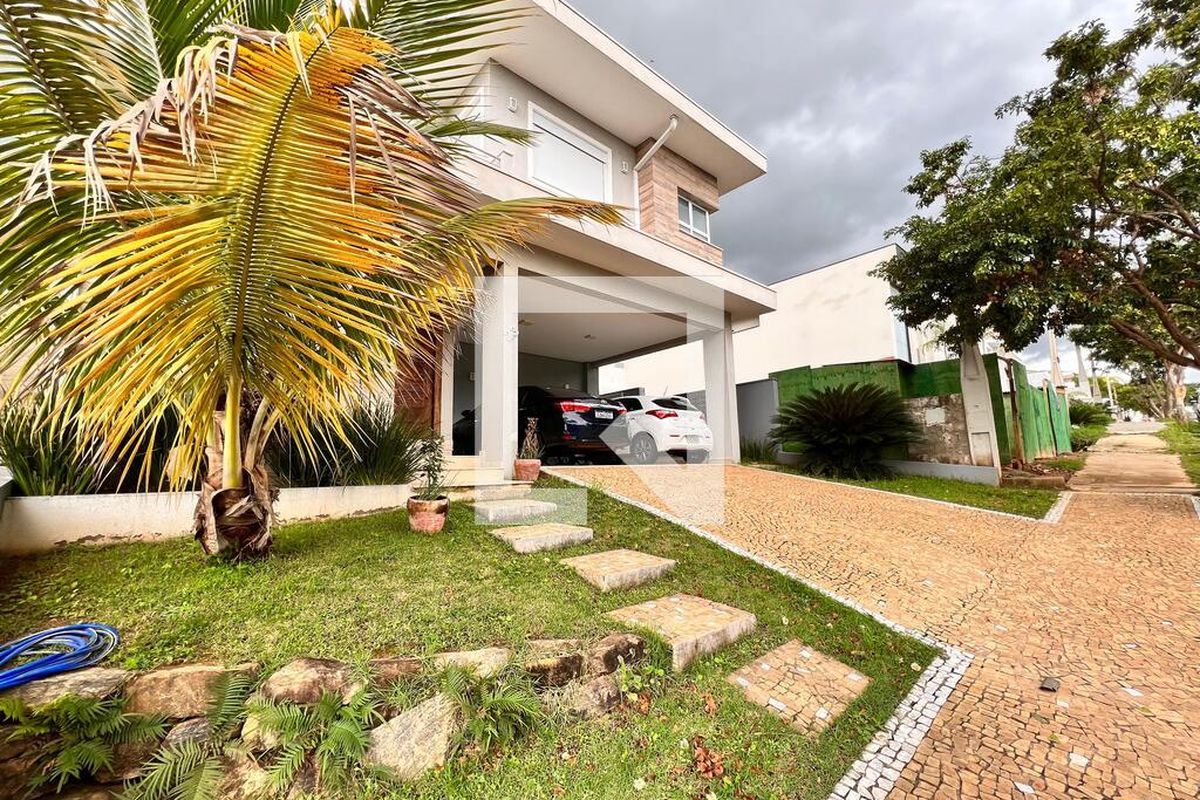 Casa à Venda - Swiss Park, 3 Quartos,  250 m2 em , Campinas - sp | SoloBR