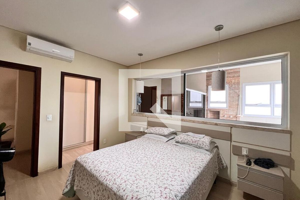 Casa à Venda - Swiss Park, 3 Quartos,  250 m2 em , Campinas - sp | SoloBR