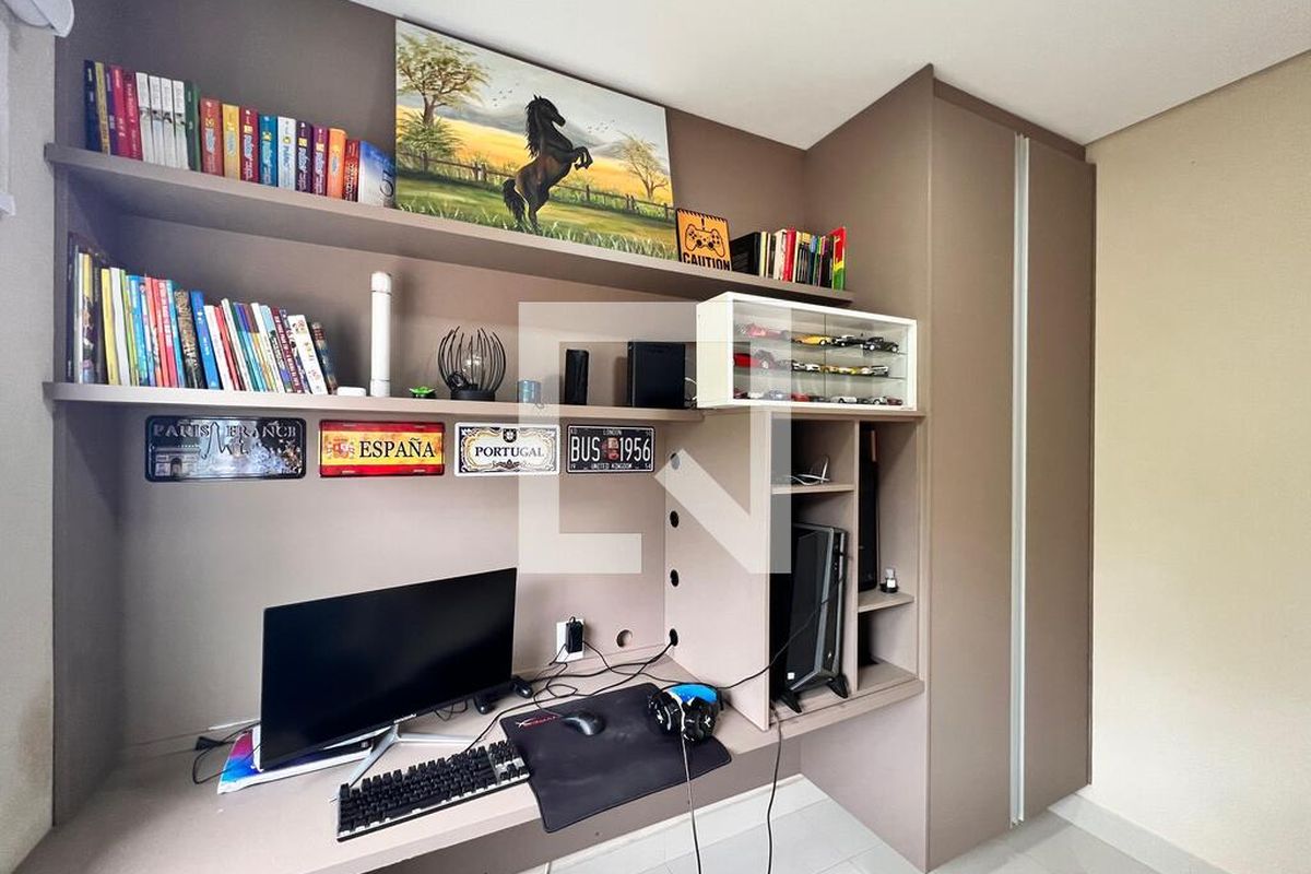 Casa à Venda - Swiss Park, 3 Quartos,  250 m2 em , Campinas - sp | SoloBR