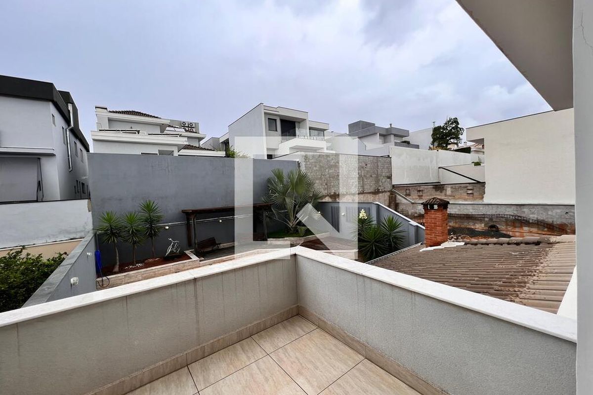 Casa à Venda - Swiss Park, 3 Quartos,  250 m2 em , Campinas - sp | SoloBR