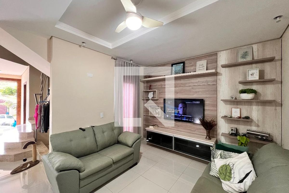 Casa à Venda - Swiss Park, 3 Quartos,  250 m2 em , Campinas - sp | SoloBR