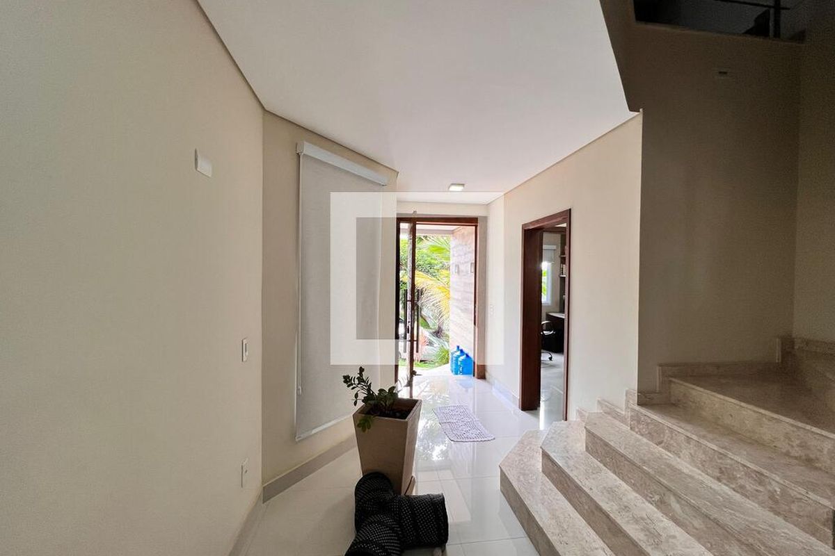 Casa à Venda - Swiss Park, 3 Quartos,  250 m2 em , Campinas - sp | SoloBR