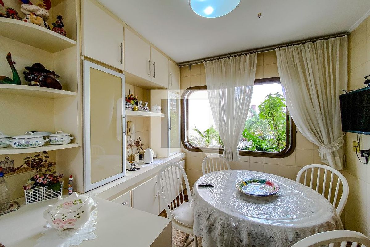 Apartamento, 4 quartos, 219 m² - Foto 112