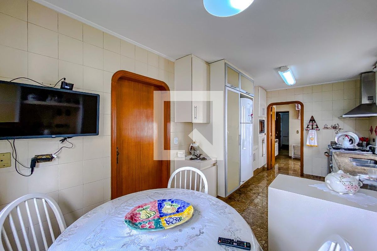 Apartamento, 4 quartos, 219 m² - Foto 114