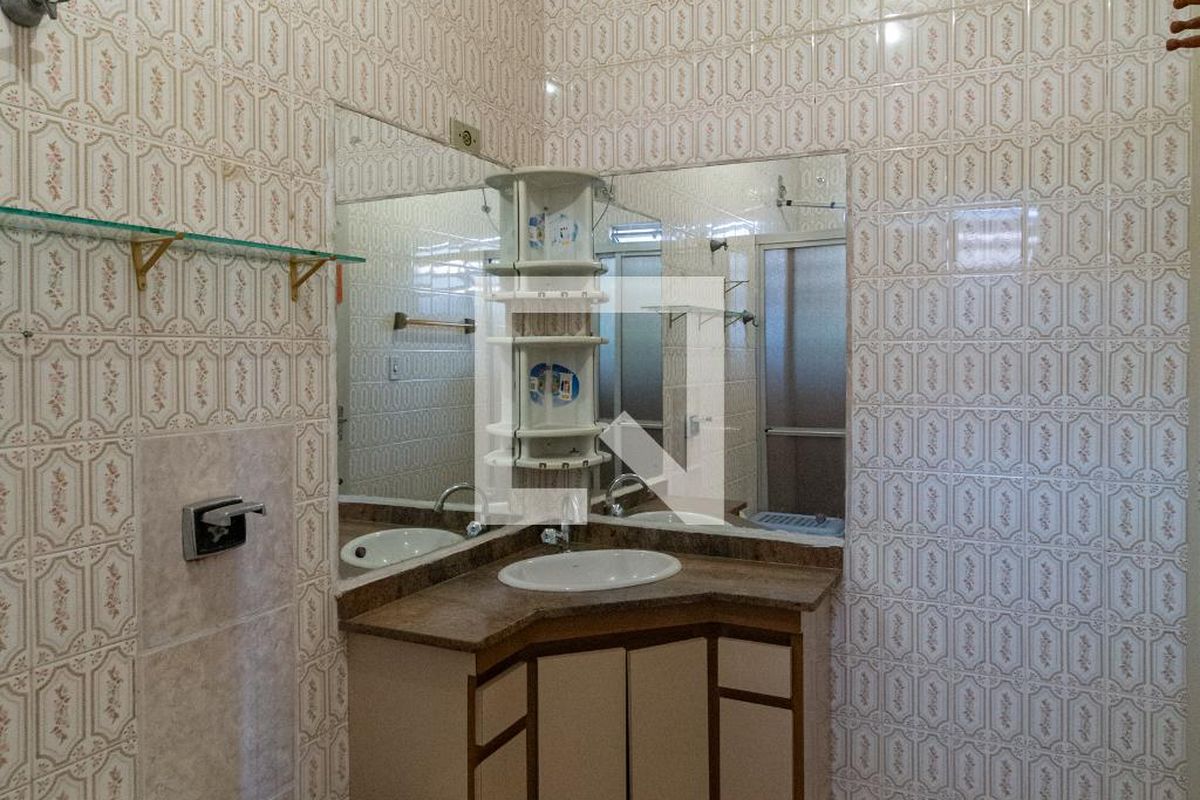 Casa, 3 quartos, 223 m² - Foto 42