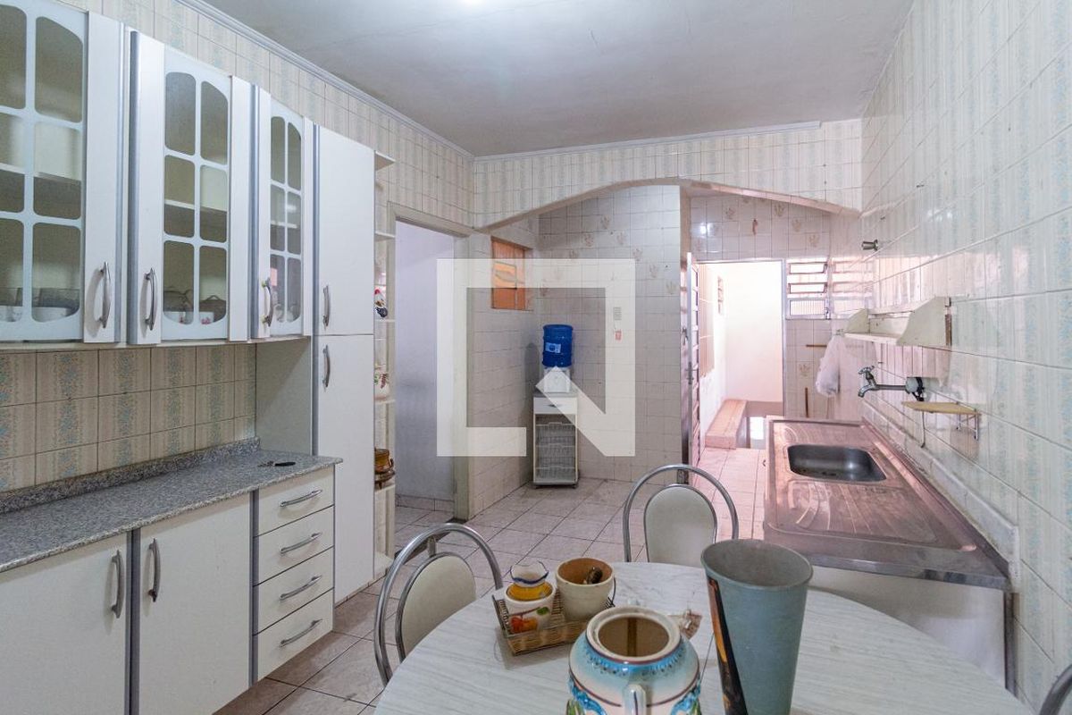 Casa, 3 quartos, 223 m² - Foto 50