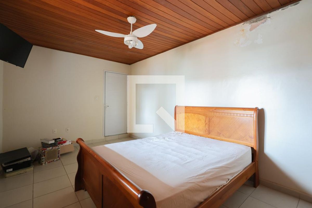 Casa, 6 quartos, 225 m² - Foto 68