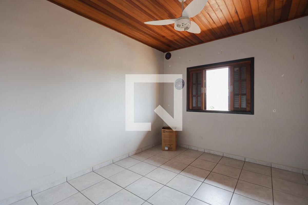 Casa, 6 quartos, 225 m² - Foto 74