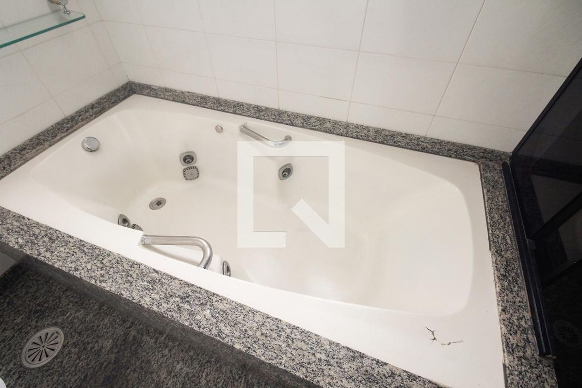 Apartamento, 3 quartos, 200 m² - Foto 50
