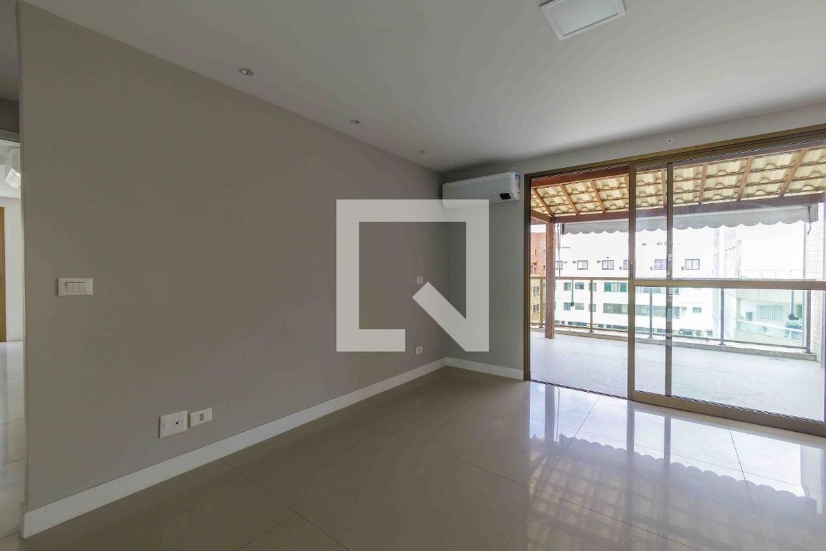 Cobertura, 3 quartos, 195 m² - Foto 2
