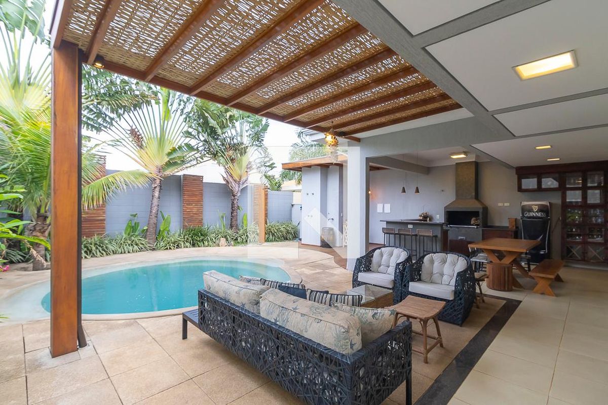 Casa à Venda - Swiss Park, 4 Quartos,  322 m2 em , Campinas - sp | SoloBR