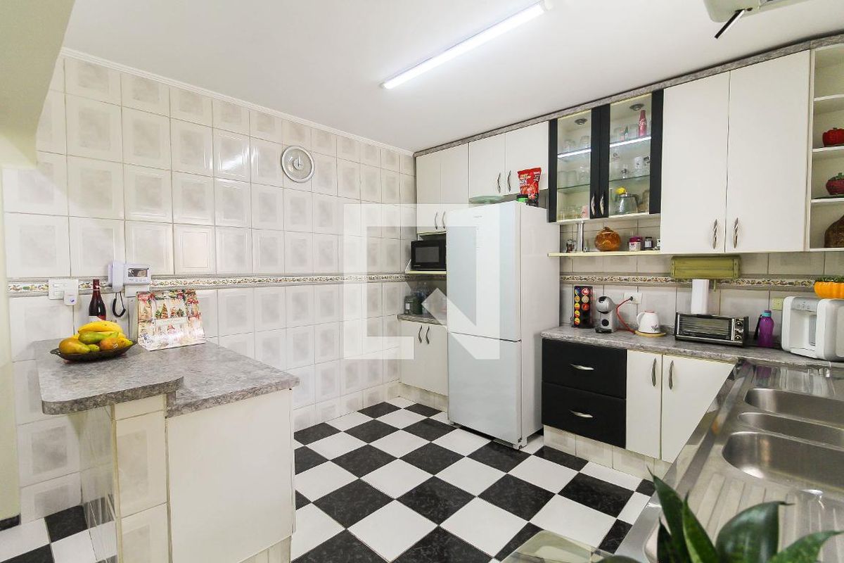 Casa, 3 quartos, 220 m² - Foto 72