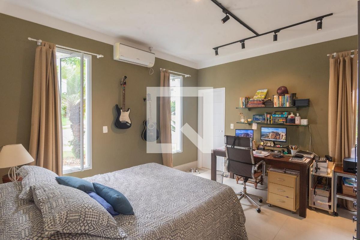 Casa à Venda - Swiss Park, 4 Quartos,  480 m2 em , Campinas - sp | SoloBR