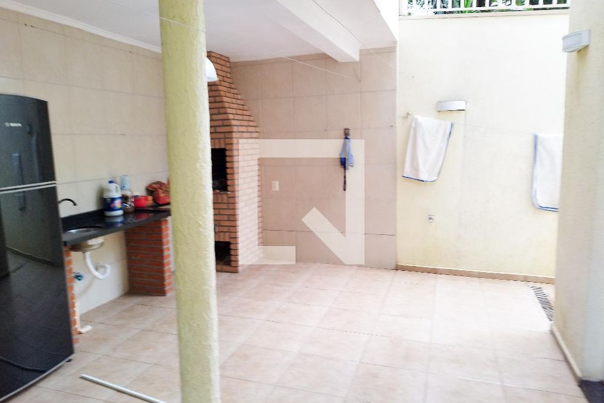 Casa, 4 quartos, 215 m² - Foto 86