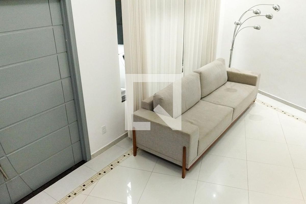 Casa, 4 quartos, 215 m² - Foto 8