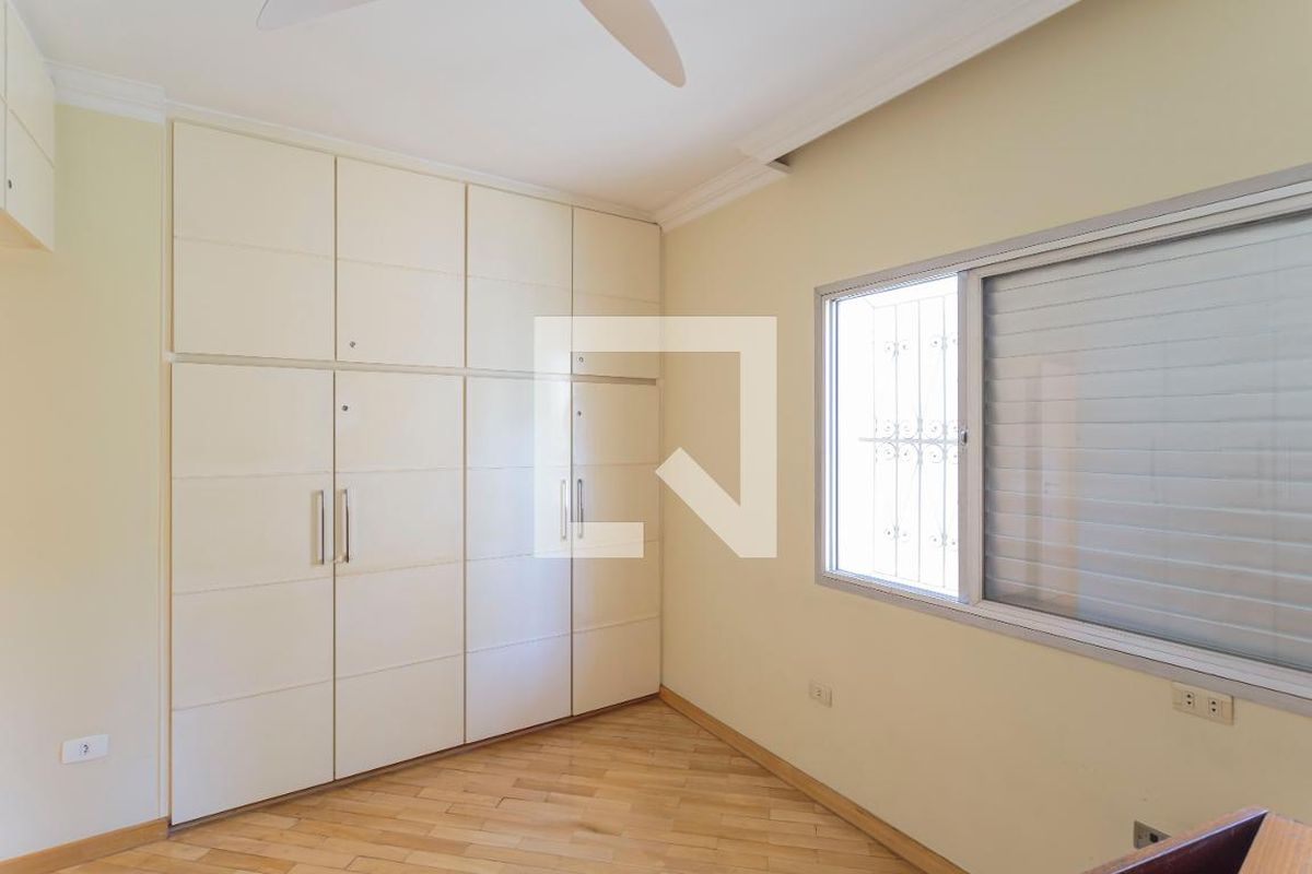 Casa, 4 quartos, 248 m² - Foto 41