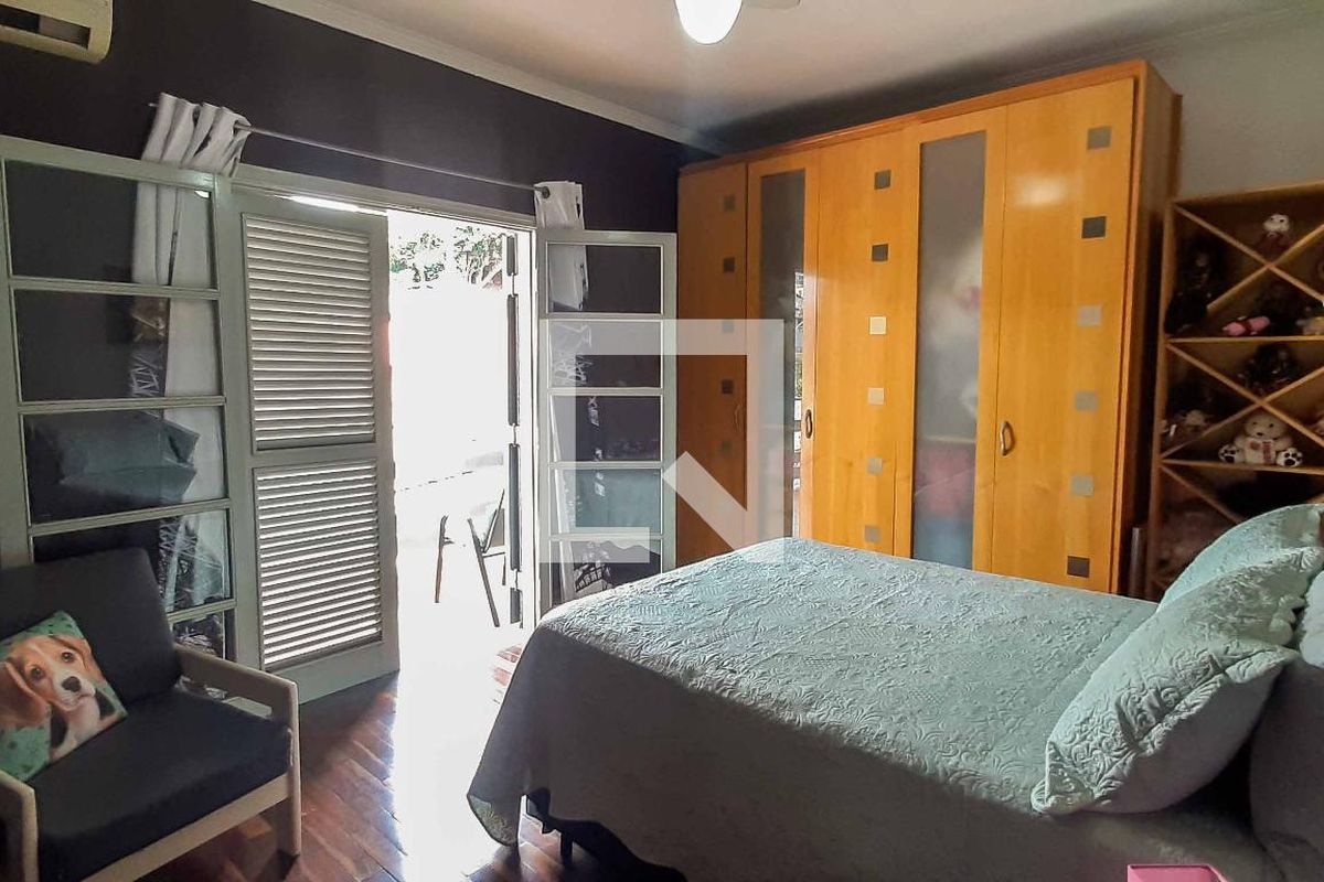 Casa, 4 quartos, 382 m² - Foto 82