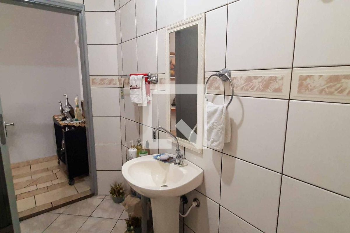 Casa, 4 quartos, 382 m² - Foto 38