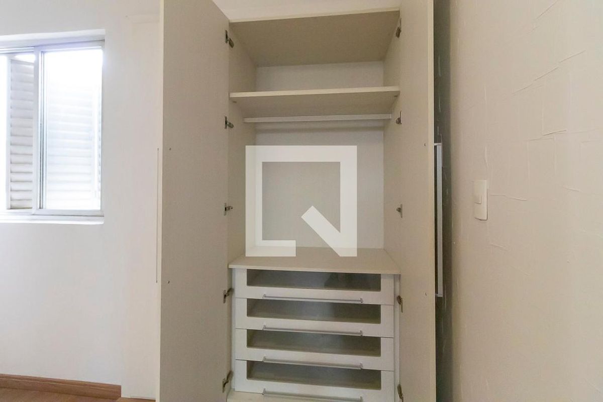 Apartamento à Venda - Cambuí, 2 Quartos,  65 m2 em , Campinas - sp | SoloBR