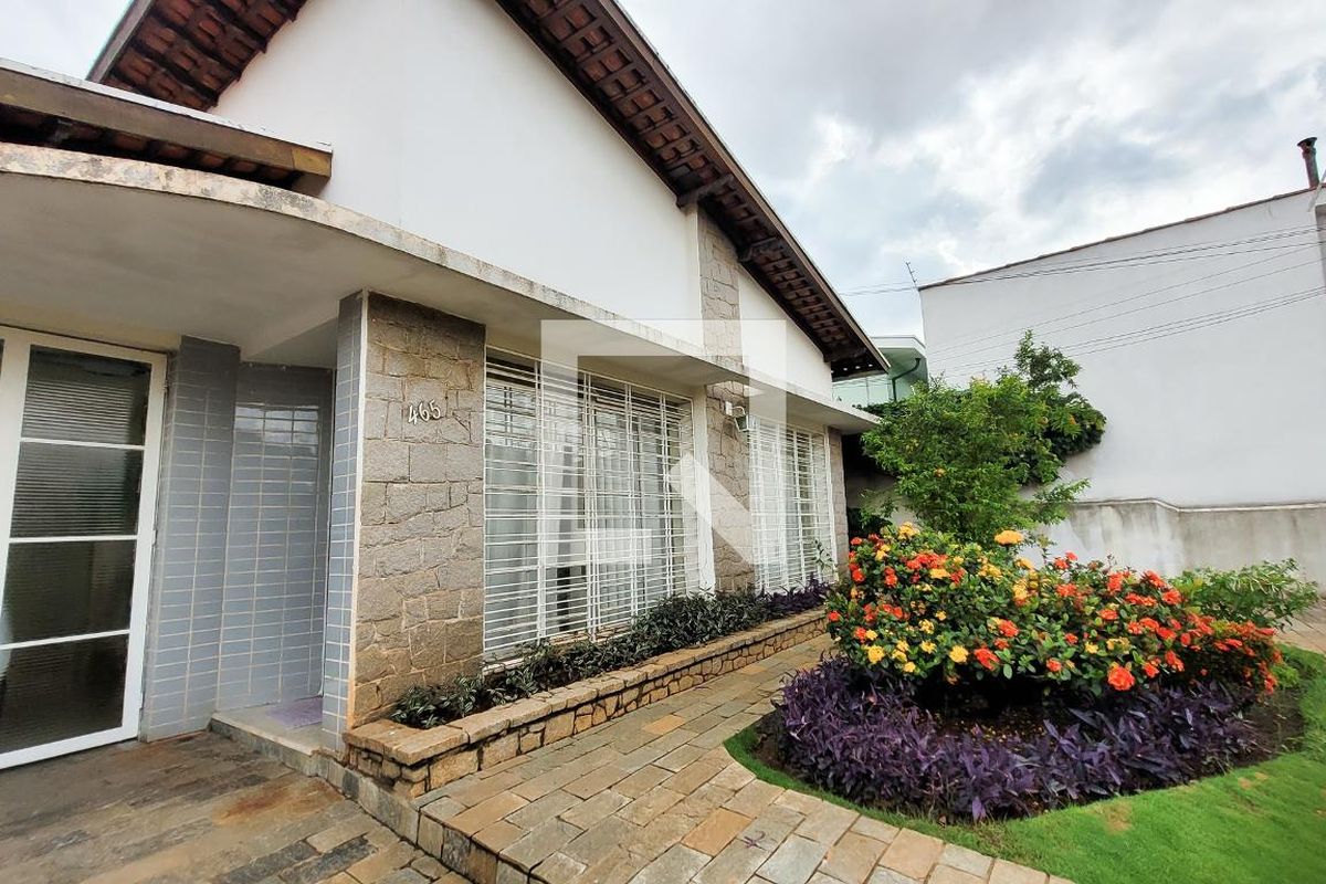 Casa à Venda - Guanabara, 5 Quartos,  350 m2 em , Campinas - sp | SoloBR
