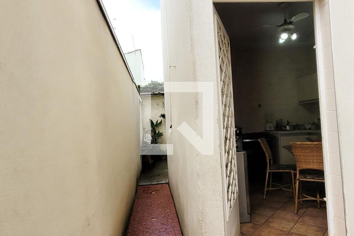 Casa à Venda - Guanabara, 5 Quartos,  350 m2 em , Campinas - sp | SoloBR