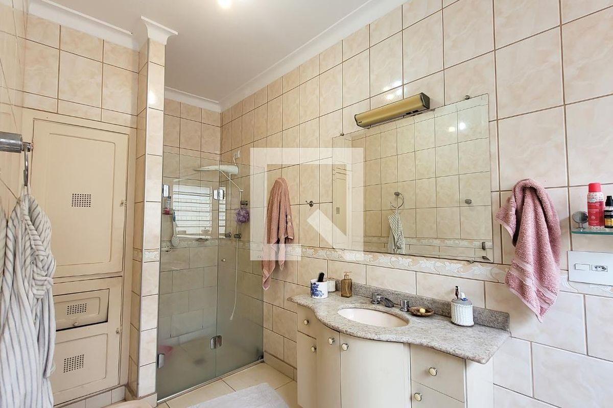 Casa à Venda - Guanabara, 5 Quartos,  350 m2 em , Campinas - sp | SoloBR