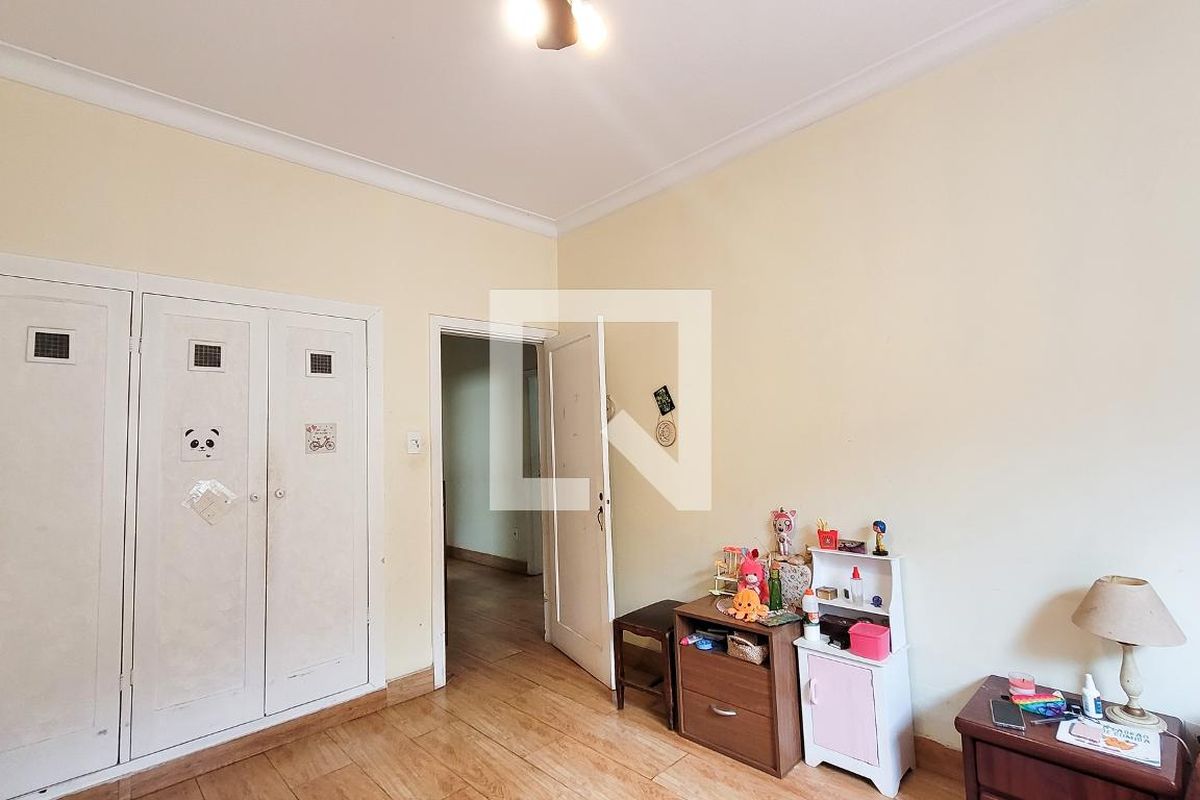 Casa à Venda - Guanabara, 5 Quartos,  350 m2 em , Campinas - sp | SoloBR