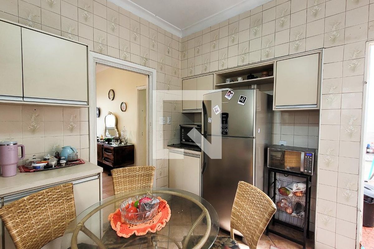 Casa à Venda - Guanabara, 5 Quartos,  350 m2 em , Campinas - sp | SoloBR