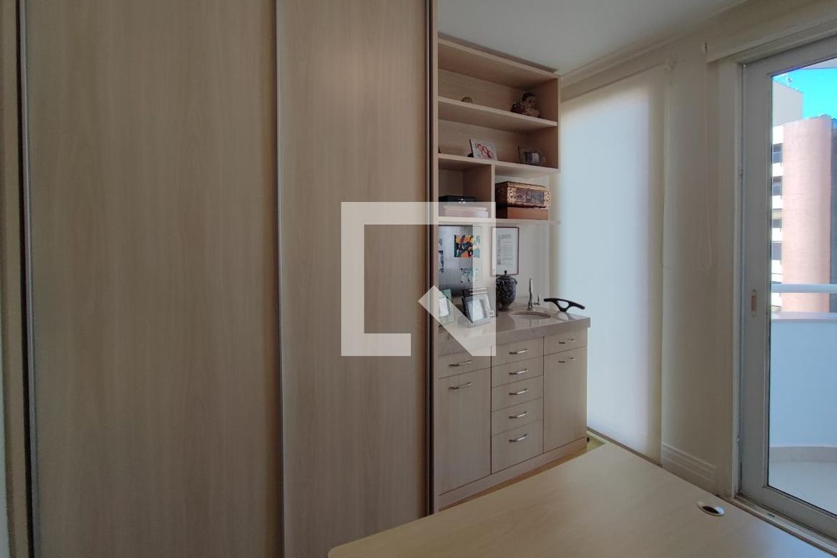 Apartamento à Venda - Cambuí, 4 Quartos,  370 m2 em , Campinas - sp | SoloBR