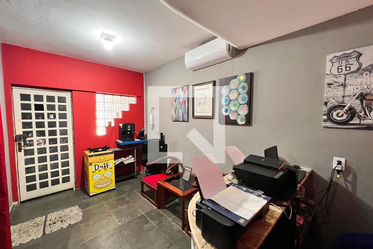 Casa à Venda - Parque Prado, 5 Quartos,  270 m2 em , Campinas - sp | SoloBR