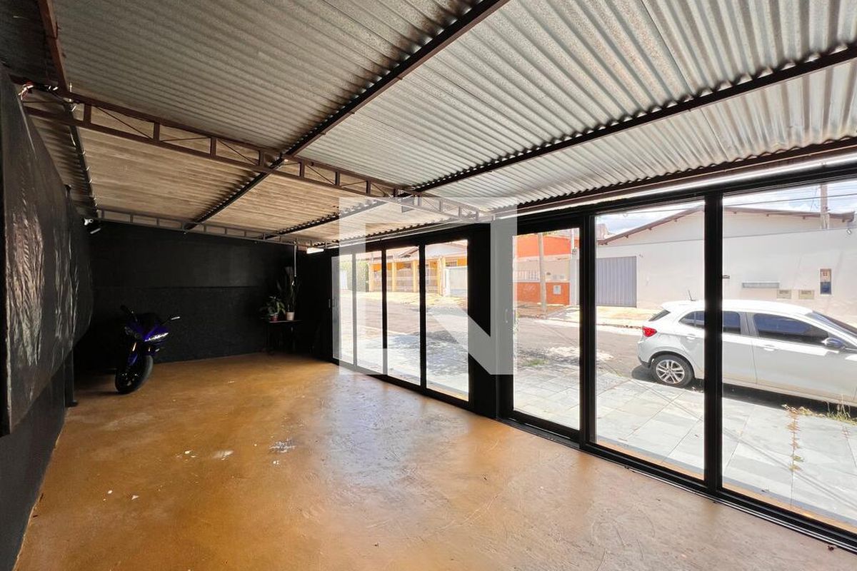 Casa à Venda - Parque Prado, 5 Quartos,  270 m2 em , Campinas - sp | SoloBR