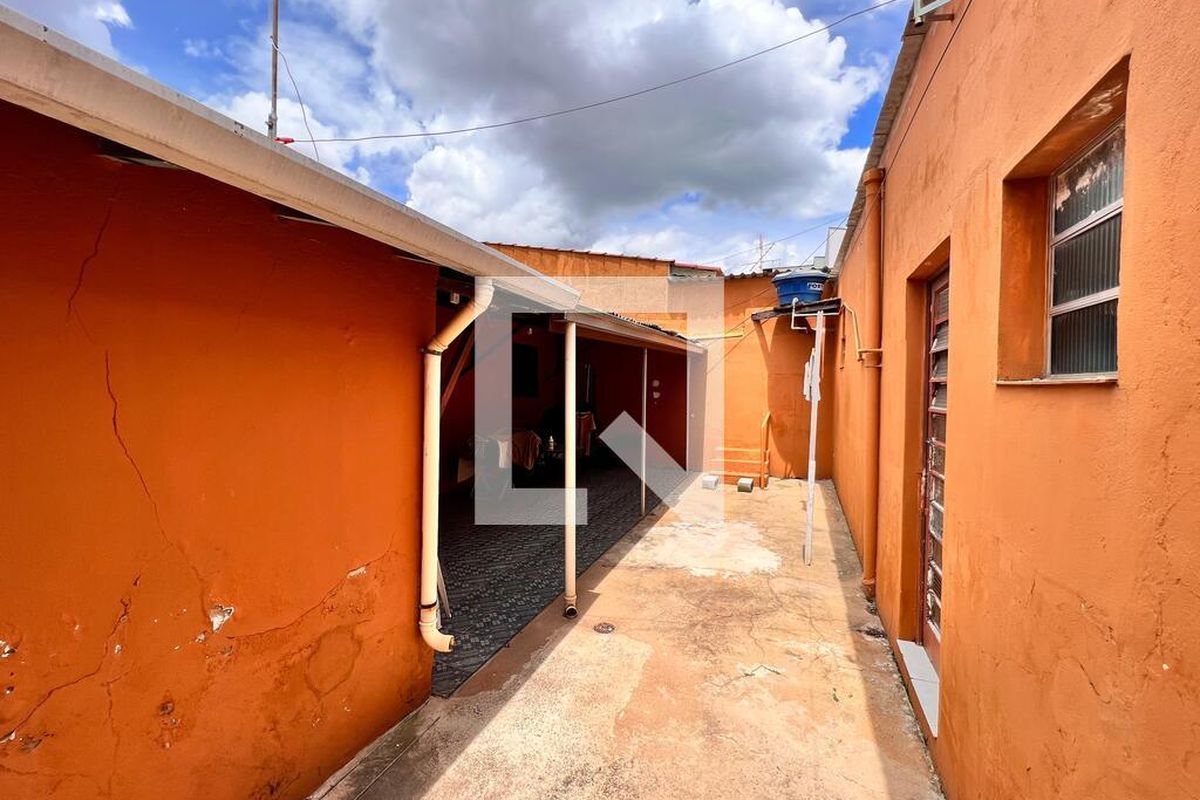 Casa à Venda - Parque Prado, 5 Quartos,  270 m2 em , Campinas - sp | SoloBR