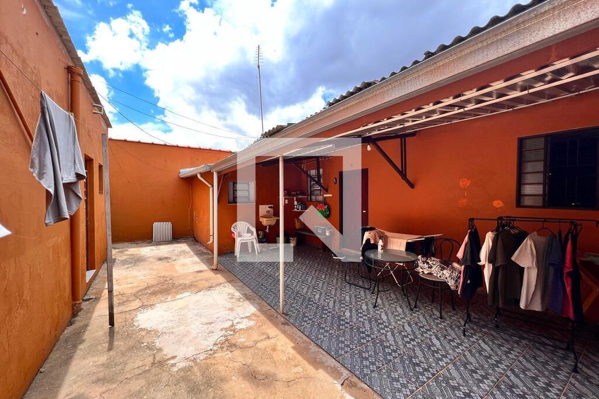 Casa à Venda - Parque Prado, 5 Quartos,  270 m2 em , Campinas - sp | SoloBR