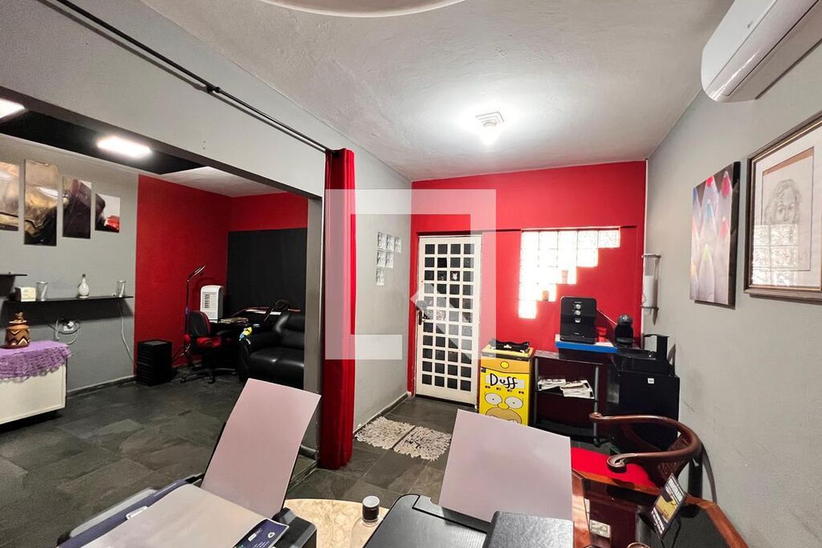 Casa à Venda - Parque Prado, 5 Quartos,  270 m2 em , Campinas - sp | SoloBR