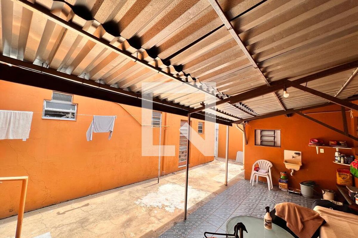 Casa à Venda - Parque Prado, 5 Quartos,  270 m2 em , Campinas - sp | SoloBR