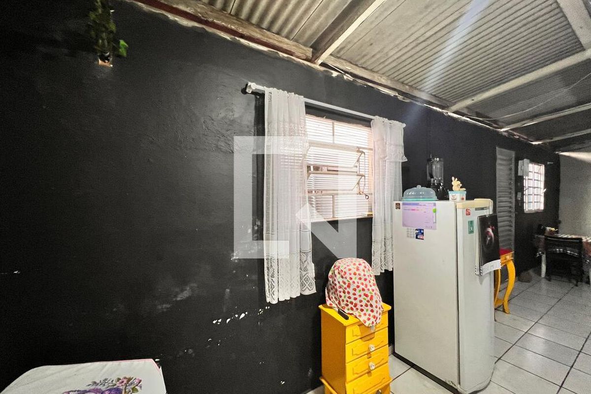 Casa à Venda - Parque Prado, 5 Quartos,  270 m2 em , Campinas - sp | SoloBR