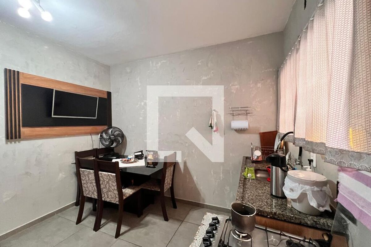 Casa à Venda - Parque Prado, 5 Quartos,  270 m2 em , Campinas - sp | SoloBR