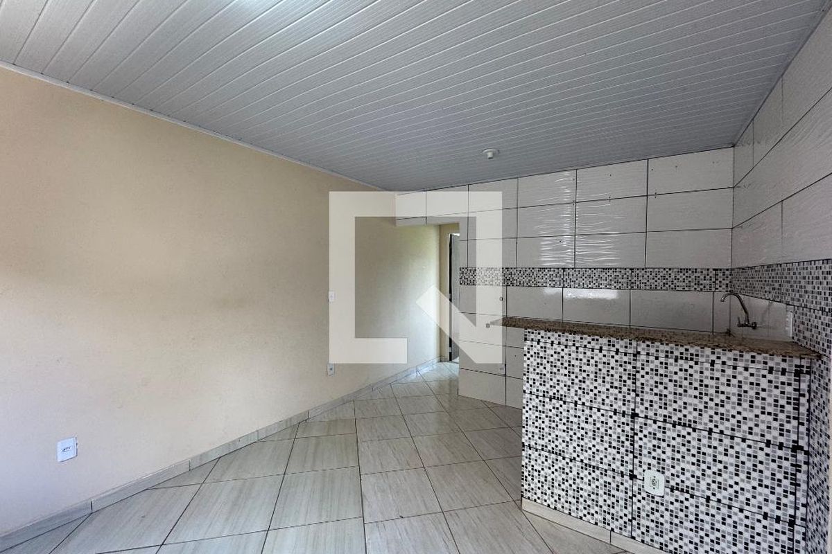 Casa, 1 quarto, 32 m² - Foto 2