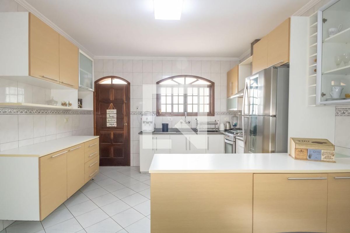 Casa, 3 quartos, 250 m² - Foto 87