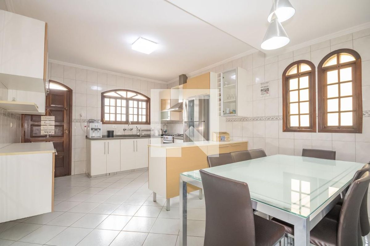 Casa, 3 quartos, 250 m² - Foto 84