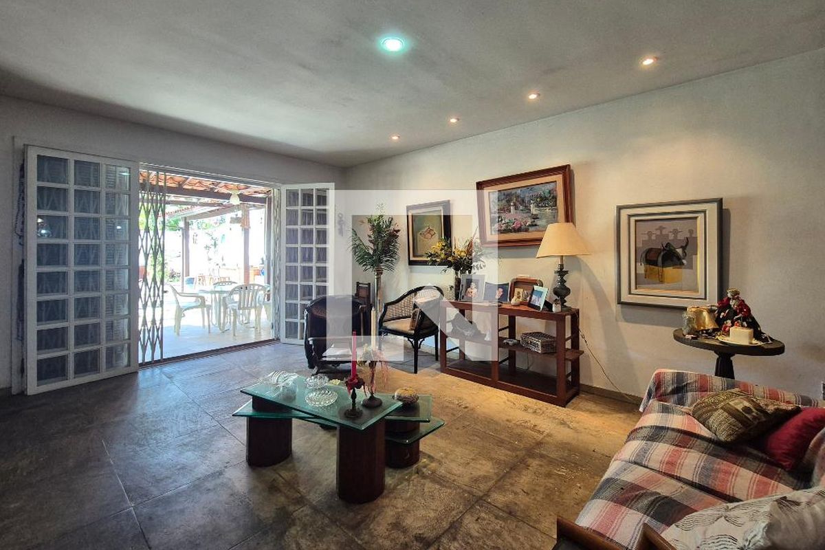 Casa, 4 quartos, 427 m² - Foto 2