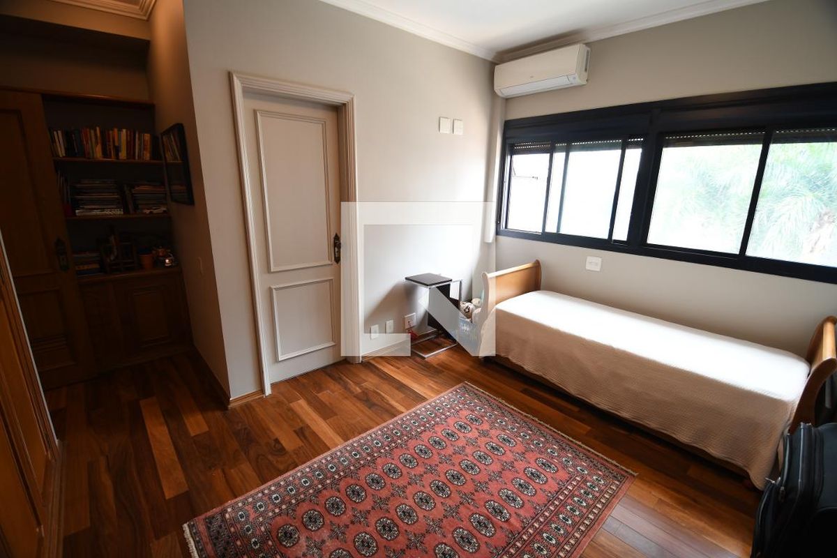 Apartamento à Venda - Cambuí, 4 Quartos,  306 m2 em , Campinas - sp | SoloBR