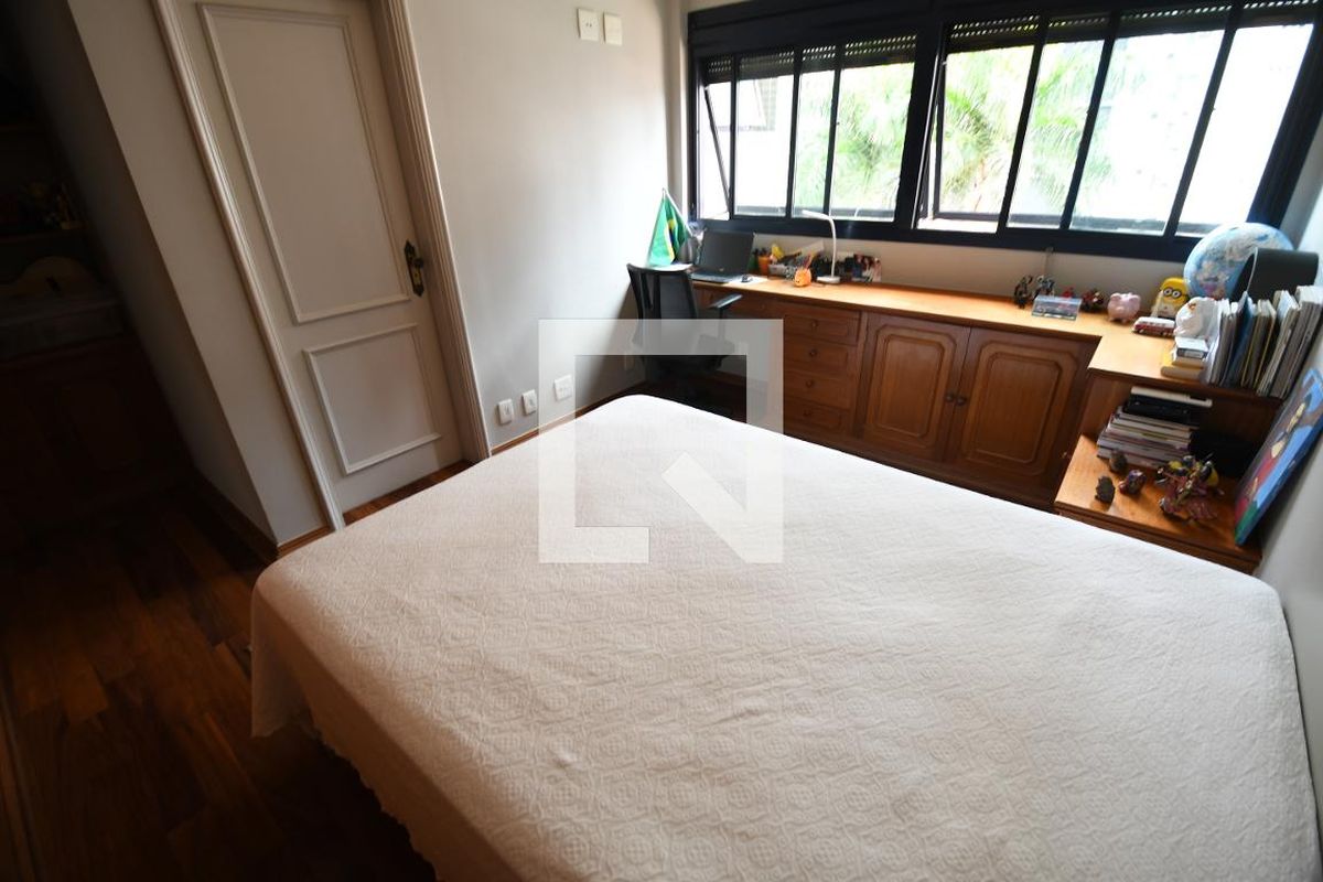 Apartamento à Venda - Cambuí, 4 Quartos,  306 m2 em , Campinas - sp | SoloBR