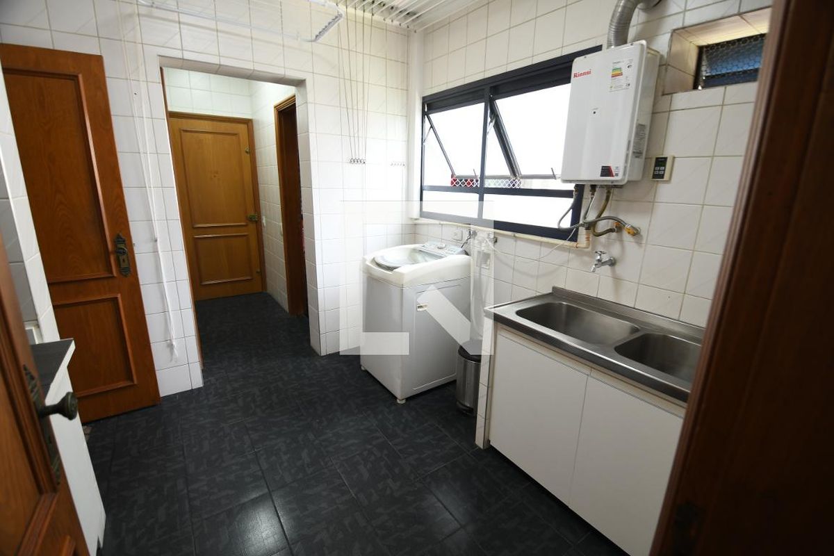 Apartamento à Venda - Cambuí, 4 Quartos,  306 m2 em , Campinas - sp | SoloBR