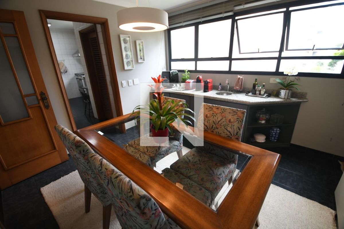 Apartamento à Venda - Cambuí, 4 Quartos,  306 m2 em , Campinas - sp | SoloBR