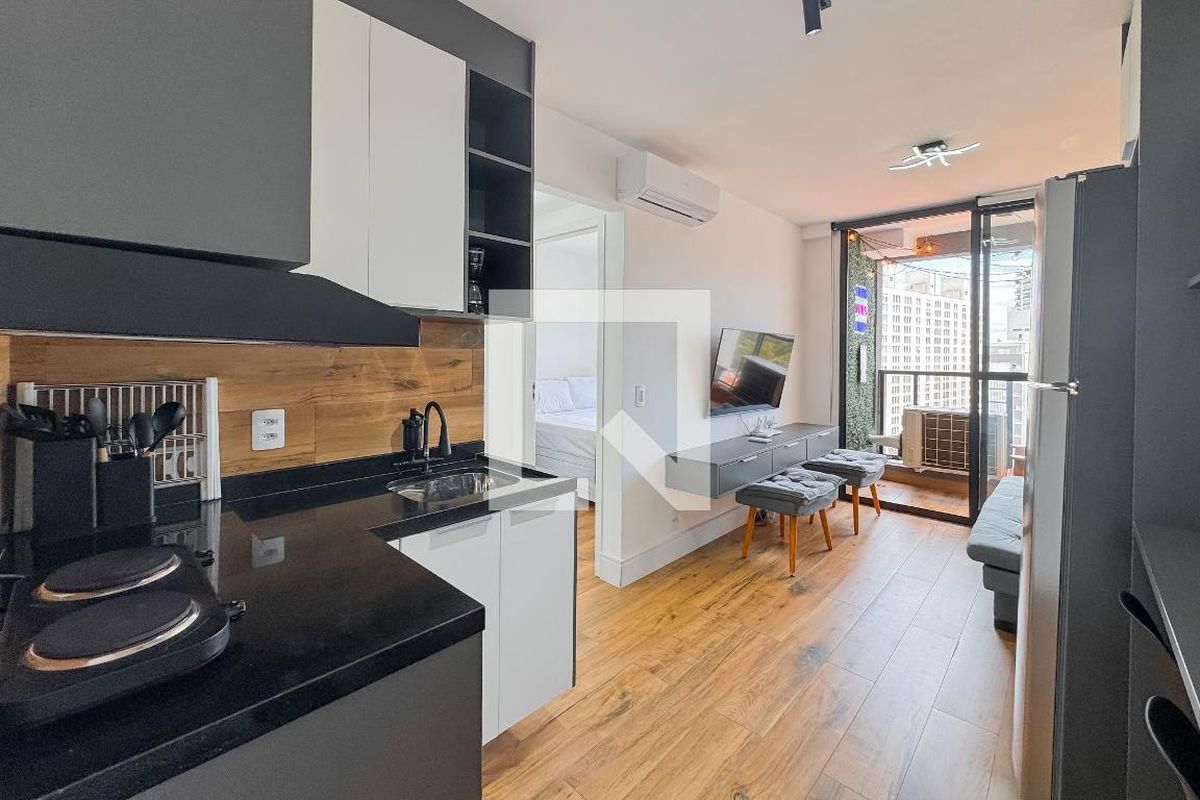 Apartamento, 1 quarto, 29 m² - Foto 2