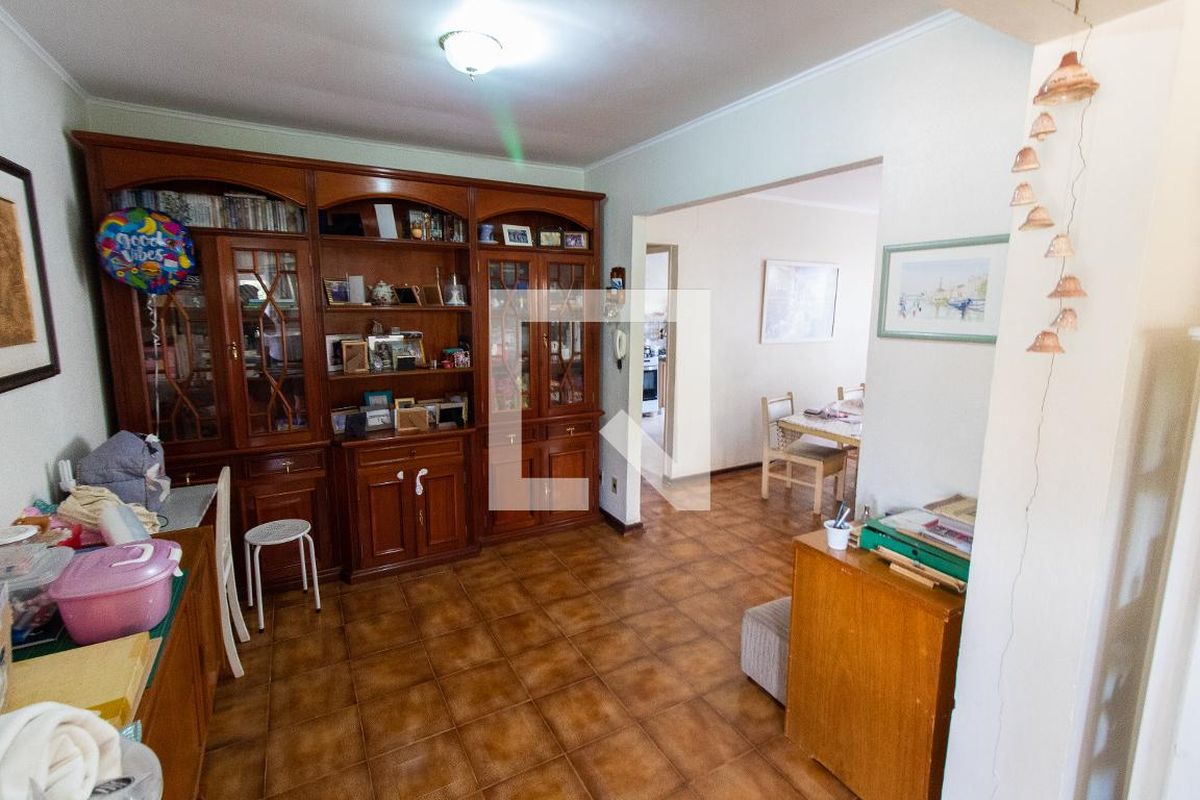 Casa à Venda - Jardim Flamboyant, 3 Quartos,  210 m2 em , Campinas - sp | SoloBR