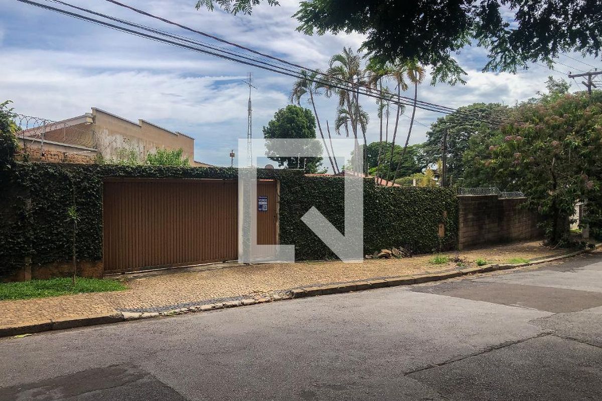 Casa à Venda - Jardim Flamboyant, 3 Quartos,  210 m2 em , Campinas - sp | SoloBR