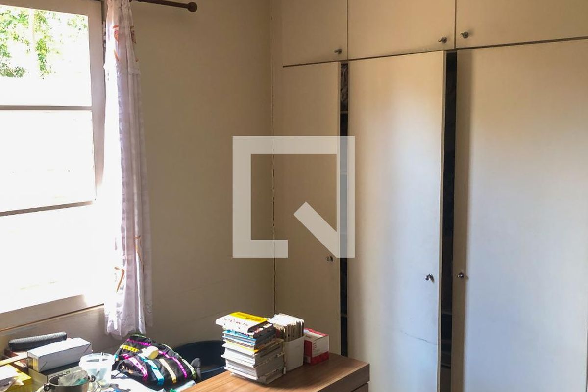 Casa à Venda - Jardim Flamboyant, 3 Quartos,  210 m2 em , Campinas - sp | SoloBR