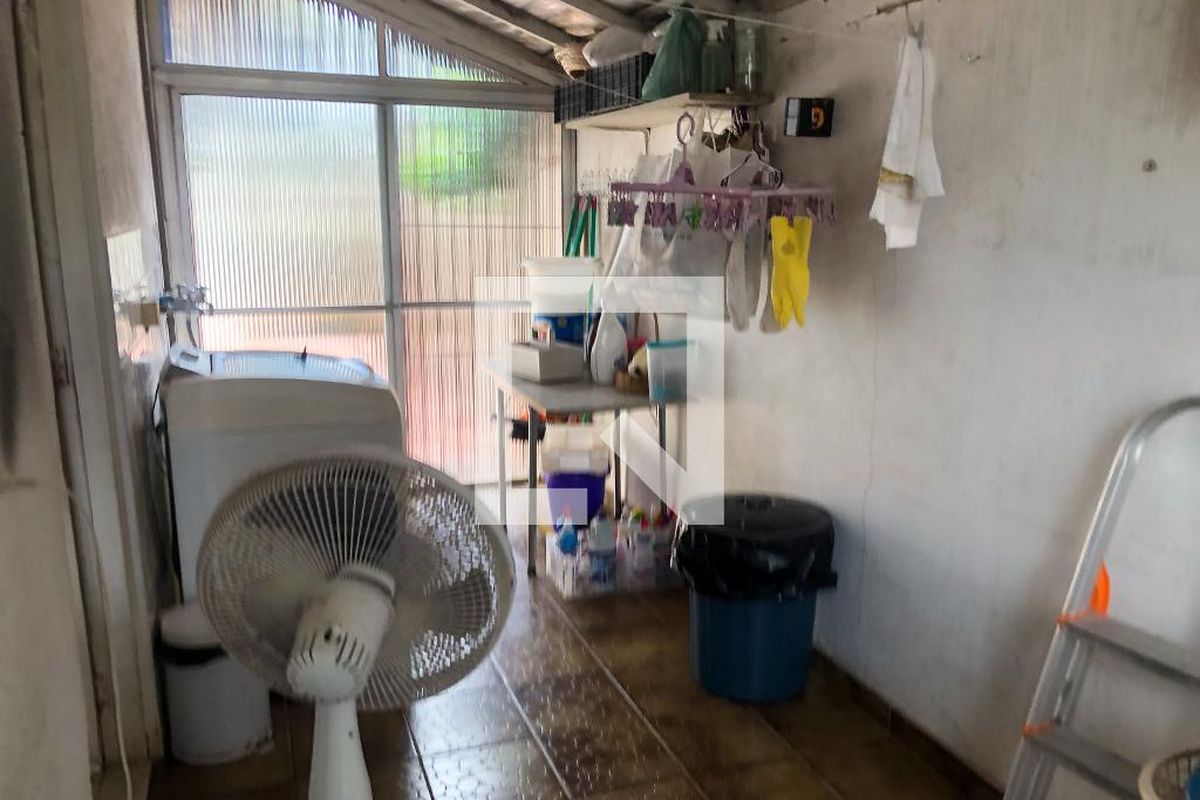 Casa à Venda - Jardim Flamboyant, 3 Quartos,  210 m2 em , Campinas - sp | SoloBR